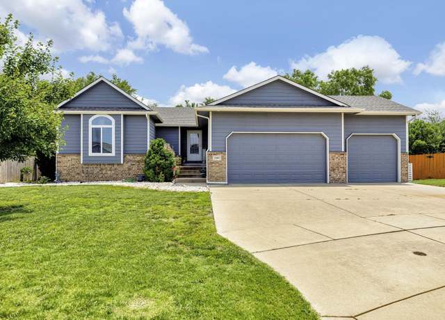 Property at 11009 W Hadden Cir, Wichita, KS 67215, 3 beds, 3 baths