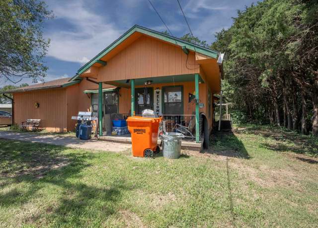 Property at 9278 Mandalay Mdws, Winfield, KS 67156, 3 beds, 2 baths