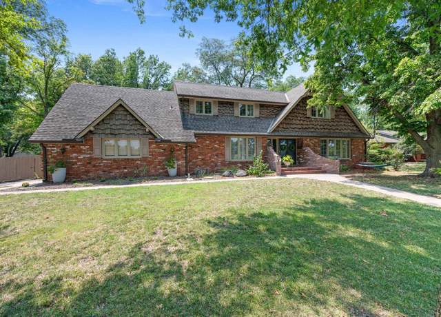 Property at 665 N Broadmoor Ave, Wichita, KS 67206, 4 beds, 4 baths