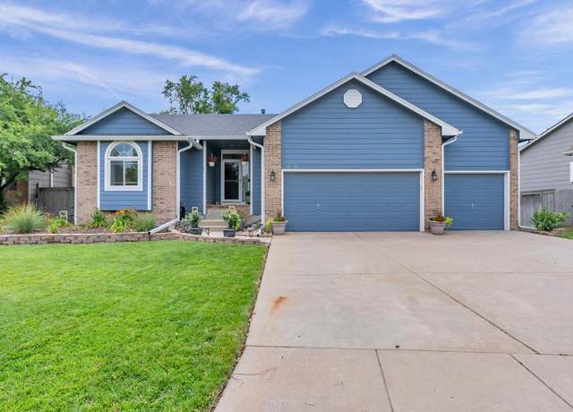 Property at 178 S Maple Dunes Ct, Wichita, KS 67235, 4 beds, 3 baths
