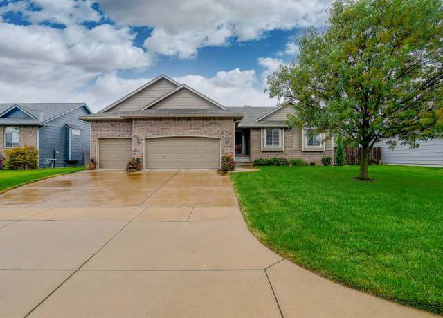 Property at 8914 N Ridgewood Ct, Park City, KS 67147, 4 beds, 3 baths