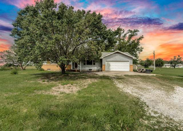 Property at 2415 S Herrington, Wichita, KS 67210, 3 beds, 2 baths
