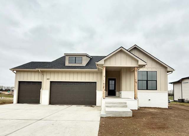 Property at 2623 S Willow Oak St, Wichita, KS 67230, 5 beds, 3 baths