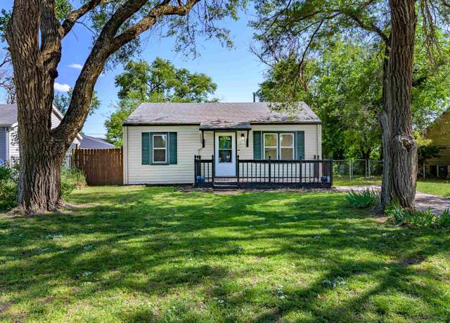 Property at 401 W Grover Ave, Wichita, KS 67217, 2 beds, 1 bath