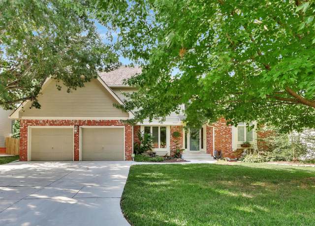 Property at 9507 E Shannon Way Cir, Wichita, KS 67206, 5 beds, 4.5 baths