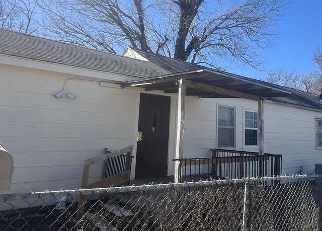 Property at 3081 S Rutan Ct, Wichita, KS 67210, 5 beds, 2 baths