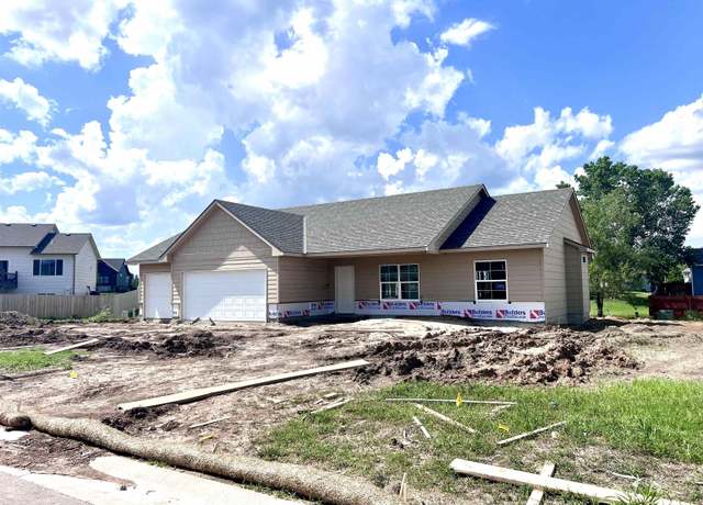 Property at 14331 E Laguna Ct, Wichita, KS 67230, 3 beds, 2 baths
