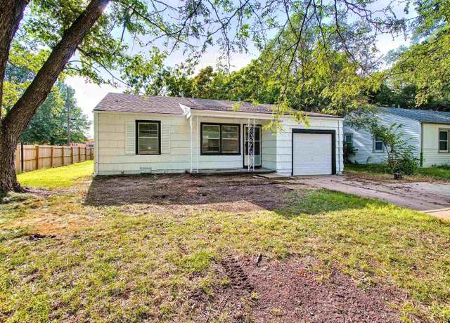 Property at 1053 S Christine St, Wichita, KS 67218, 3 beds, 1 bath