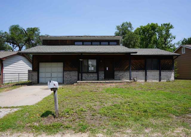 Property at 4932 W Briarwood Ave, Wichita, KS 67212, 2 beds, 1 bath