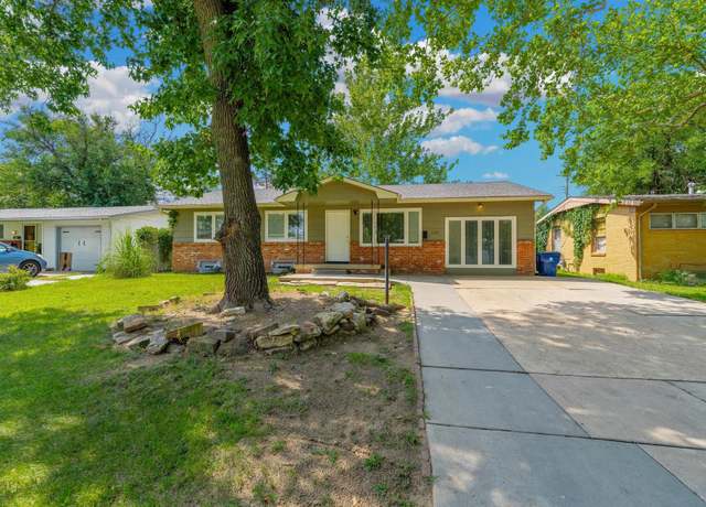 Property at 1207 E Fortuna St, Wichita, KS 67216, 2 beds, 1 bath