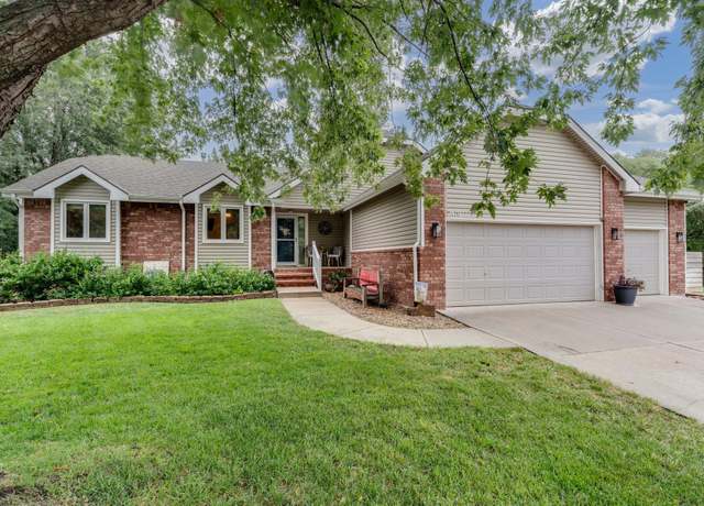 Property at 2410 N Baytree Ct, Wichita, KS 67205, 5 beds, 3 baths