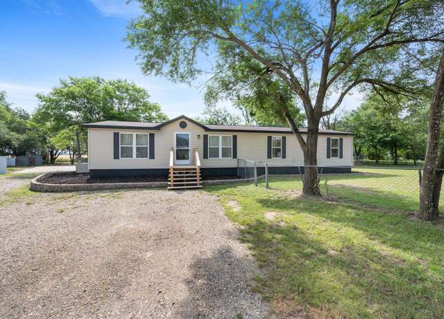 Property at 7348 S Pattie, Haysville, KS 67060, 4 beds, 2 baths