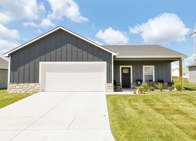 Property at 2914 E Highridge St, Park City, KS 67219, 3 beds, 2 baths