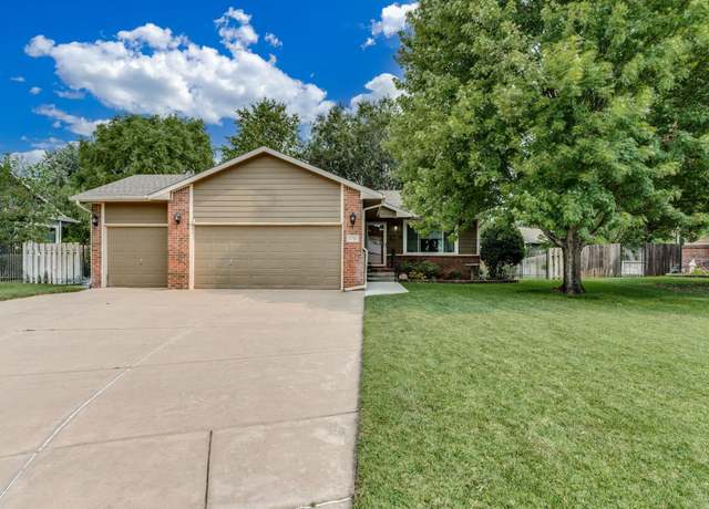 Property at 2726 N Parkridge Ct, Wichita, KS 67205-2088, 3 beds, 3 baths