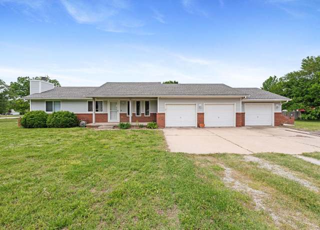 Property at 1337 E 81st St S, Haysville, KS 67060, 3 beds, 2 baths