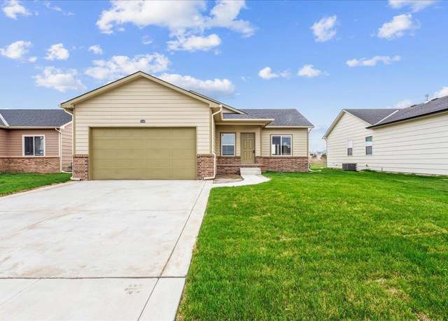 Property at 5138 N Toben Dr, Bel Aire, KS 67226, 5 beds, 3 baths