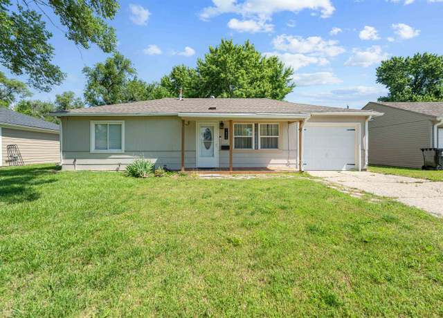 Property at 1436 Cheyenne Ave, Salina, KS 67401, 2 beds, 1 bath