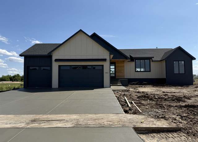 Property at 1413 W Cozy Holw, Goddard, KS 67052, 3 beds, 2 baths