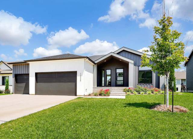 Property at 12325 E Woodspring Ct, Wichita, KS 67226, 5 beds, 3 baths