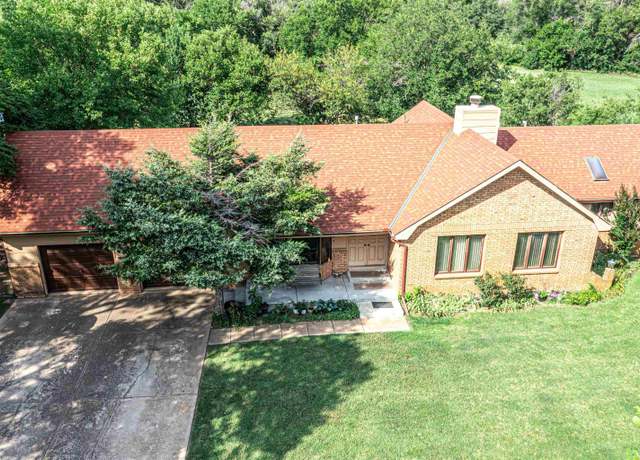 Property at 1300 W 63rd St S, Wichita, KS 67217, 4 beds, 3 baths