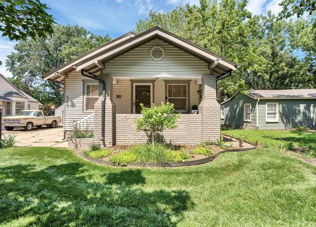 Property at 545 S Fountain St, Wichita, KS 67218, 3 beds, 2 baths