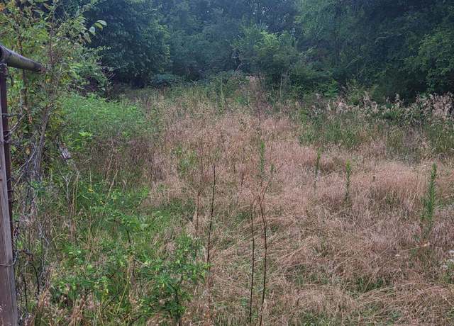 Property at 123 6th St, Climax Springs Village, KS 67137-3701