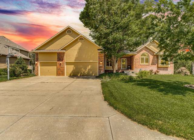 Property at 126 S Coach House Rd, Wichita, KS 67235, 4 beds, 3.5 baths