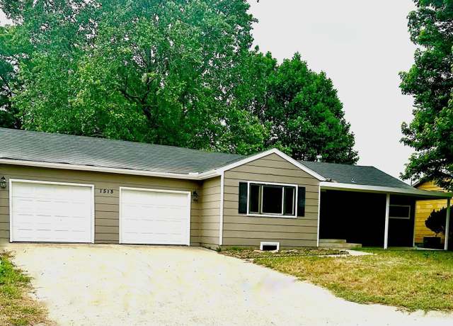 Property at 1515 N 2nd, Arkansas City, KS 67005, 3 beds, 2 baths