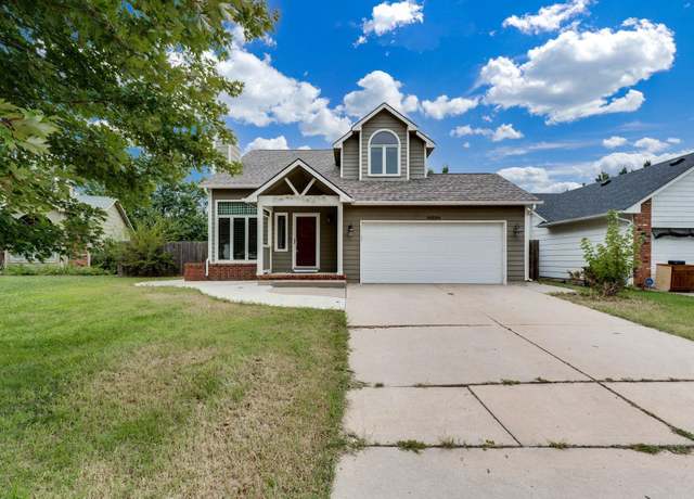 Property at 10206 E Lincoln St, Wichita, KS 67207-3950, 4 beds, 3.5 baths