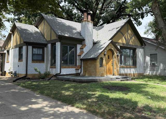 Property at 440 S 12th St, Salina, KS 67401, 2 beds, 1 bath