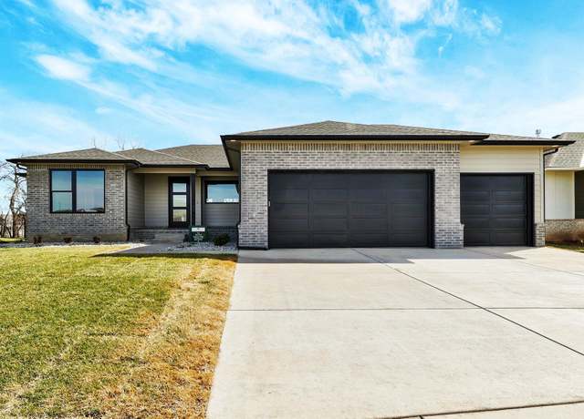 Property at 2542 N Emerald Ct, Andover, KS 67002, 5 beds, 3 baths