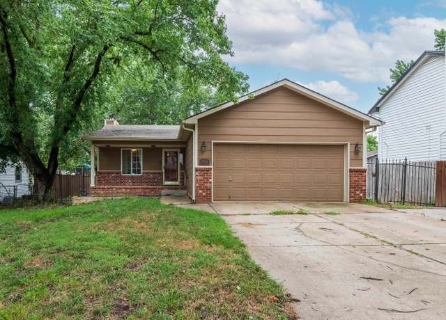 Property at 2226 E Charleston Dr, Wichita, KS 67219, 3 beds, 2 baths