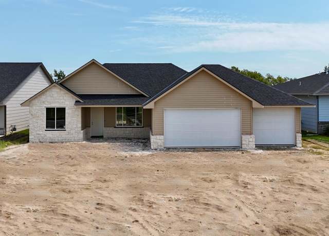 Property at 5530 N St. Paul St, Wichita, KS 67204, 3 beds, 2 baths