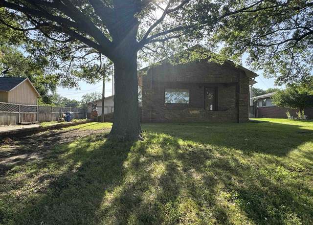 Property at 611 Section Line Rd, Garden Plain, KS 67050, 3 beds, 1 bath