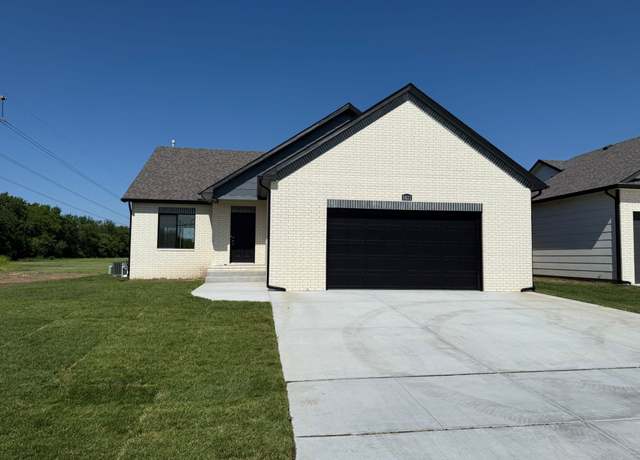 Property at 5821 N Newport St, Park City, KS 67219, 4 beds, 3 baths
