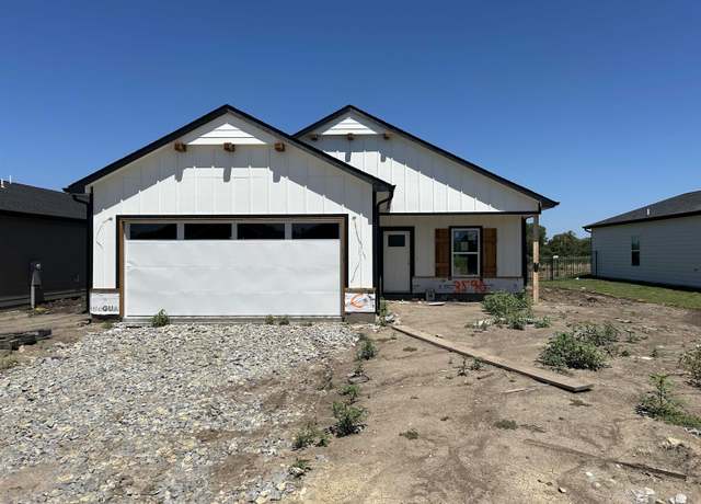 Property at 3590 E Hollandale St, Derby, KS 67037, 3 beds, 2 baths