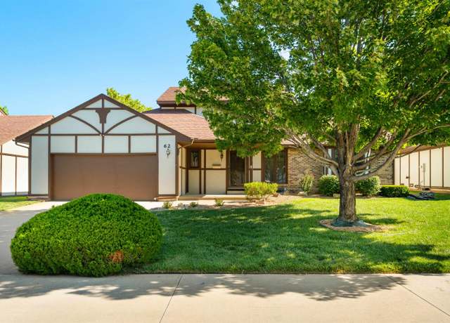 Property at 641 N Woodlawn, Wichita, KS 67208, 2 beds, 2.5 baths