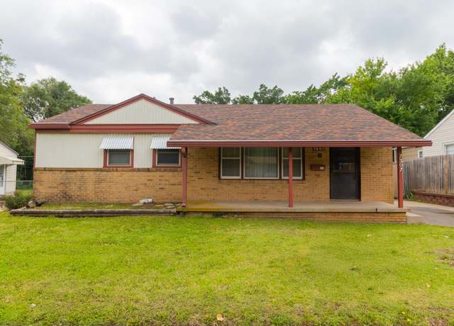 Property at 7307 E Lincoln, Wichita, KS 67206, 2 beds, 1 bath
