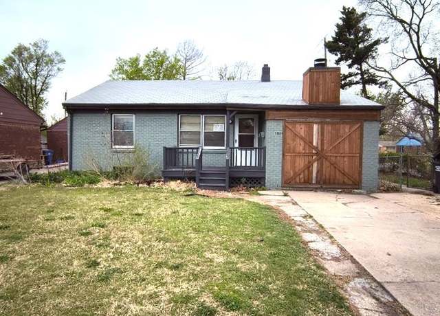 Property at 1801 S Woodlawn Blvd, Wichita, KS 67218, 3 beds, 1.5 baths