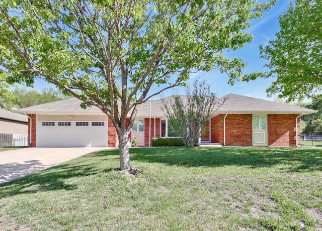 Property at 15000 E Castle Dr, Wichita, KS 67230, 4 beds, 3 baths