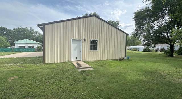 Photo of 407 N Magnolis St, Attica, KS 67009