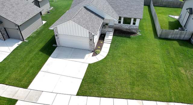 Photo of 2322 S Hickory Creek St, Wichita, KS 67235
