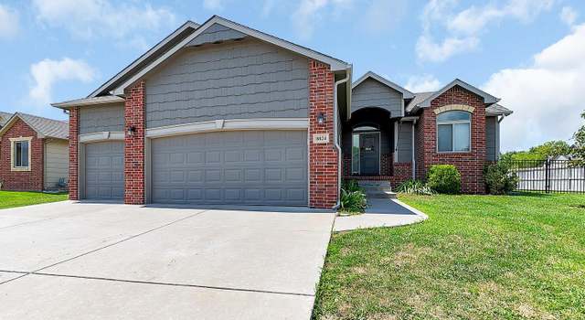 Photo of 8824 N Saddlebrook Ct, Park City, KS 67147