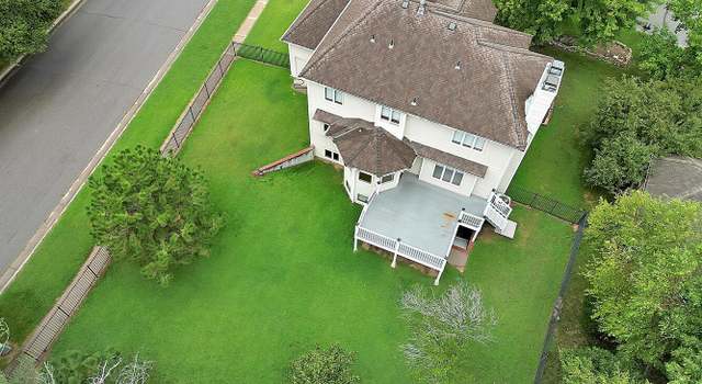 Photo of 7709 W Meadow Knoll St, Wichita, KS 67205