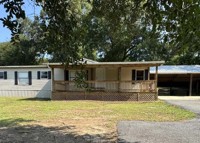 Property at 7968 Pope St, Sneads, FL 32460, 3 beds, 2 baths