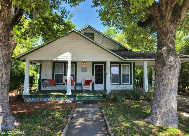 Property at 2317 E 3rd St, Panama City, FL 32401, 4 beds, 3 baths