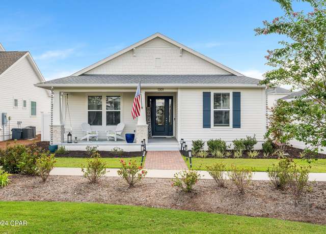 Property at 1301 Savory Ct, Panama City, FL 32405, 3 beds, 2 baths