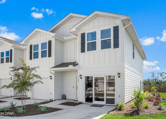 Property at 1726 Jakes Dr, Panama City, FL 32405, 3 beds, 2.5 baths