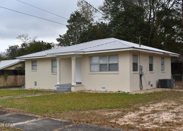 Property at 743 Sinclair St, Chipley, FL 32428, 2 beds, 1 bath