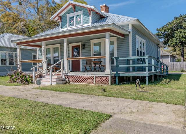 Property at 2933 Jefferson St, Marianna, FL 32446, 2 beds, 1 bath